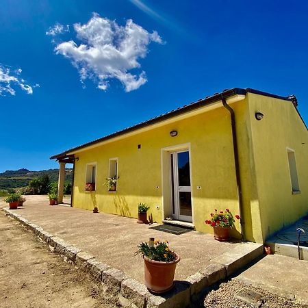 San Leonardo Country House Calangianus Ngoại thất bức ảnh