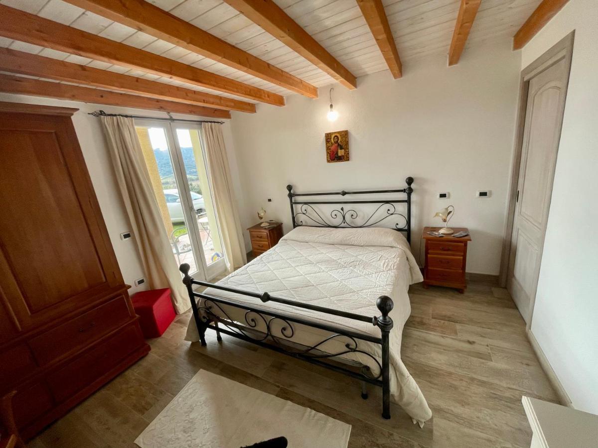 San Leonardo Country House Calangianus Ngoại thất bức ảnh